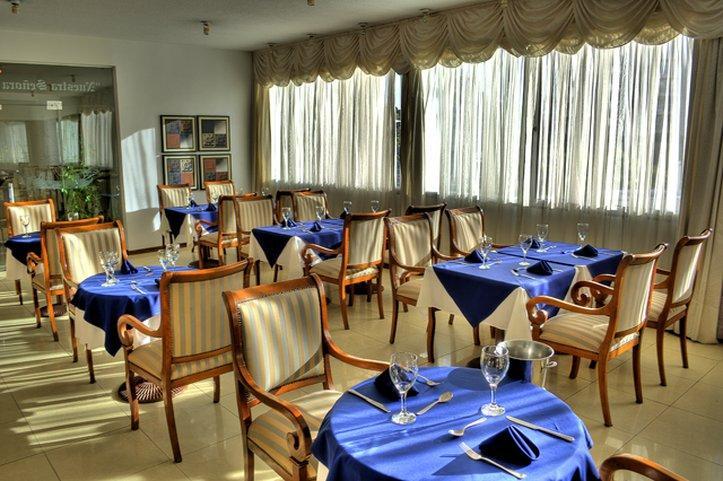 Palladium Business Hotel Montevideo Restaurace fotografie